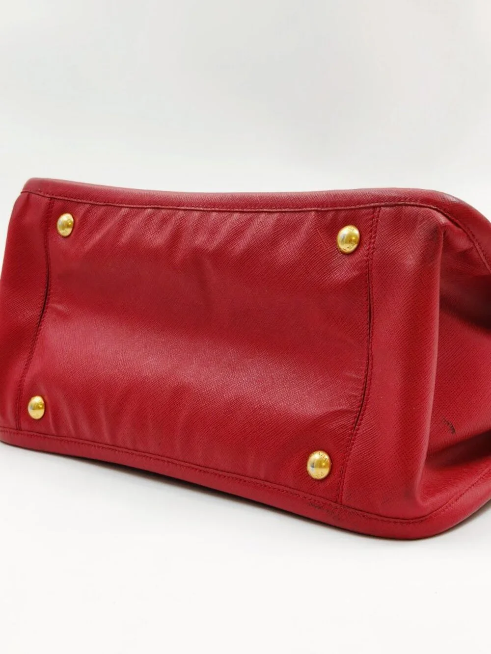 Prada beautiful pre